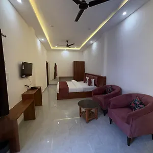 shiva-kashi-inn.hotels-varanasi.com/